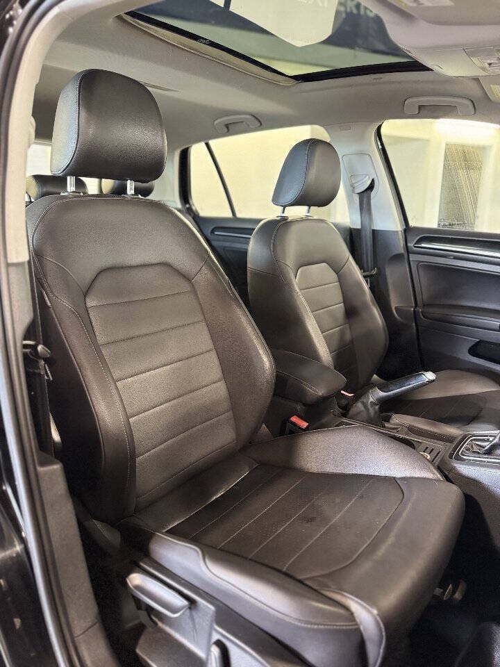 Used 2015 Volkswagen Golf TDI SEL FWD image 6