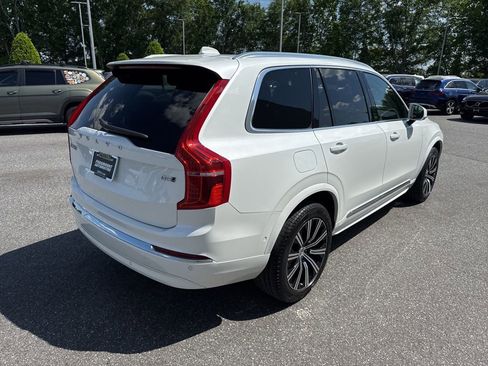 Used 2023 Volvo XC90 B5 Plus AWD/4WD image 7