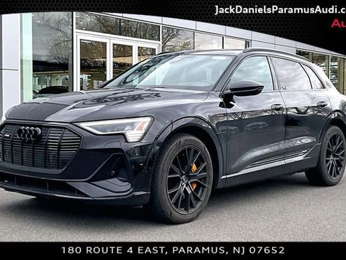 Used 2023 Audi e-tron Chronos w/ Chronos Package image 1