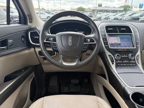 Certified 2020 Lincoln Nautilus Reserve AWD/4WD image 15