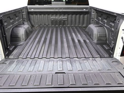 Used 2024 GMC Sierra 1500 Elevation w/ Elevation Premium Package AWD/4WD image 19