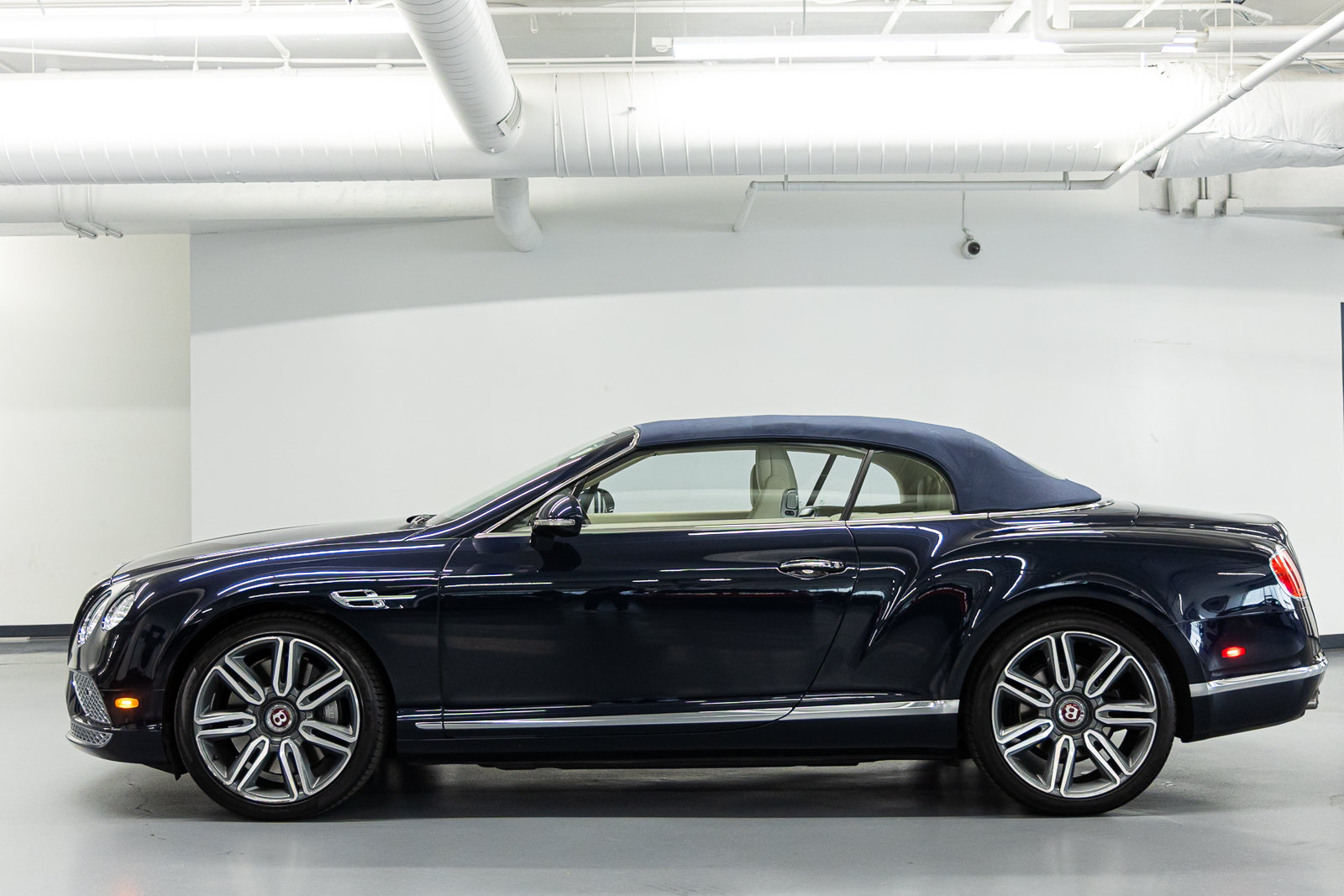 Used 2017 Bentley Continental GT AWD/4WD image 50