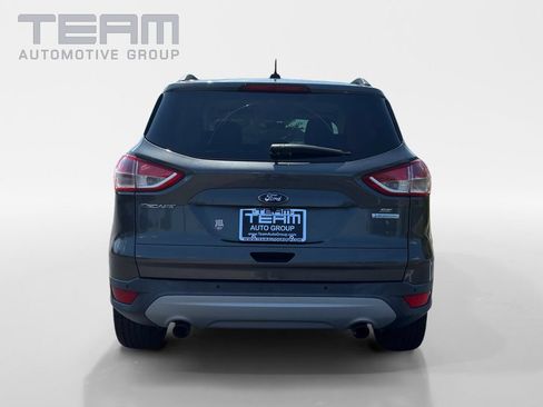 Used 2016 Ford Escape SE w/ Equipment Group 201A FWD image 6