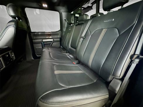 Used 2017 Ford F250 Platinum w/ Platinum Ultimate Package image 25
