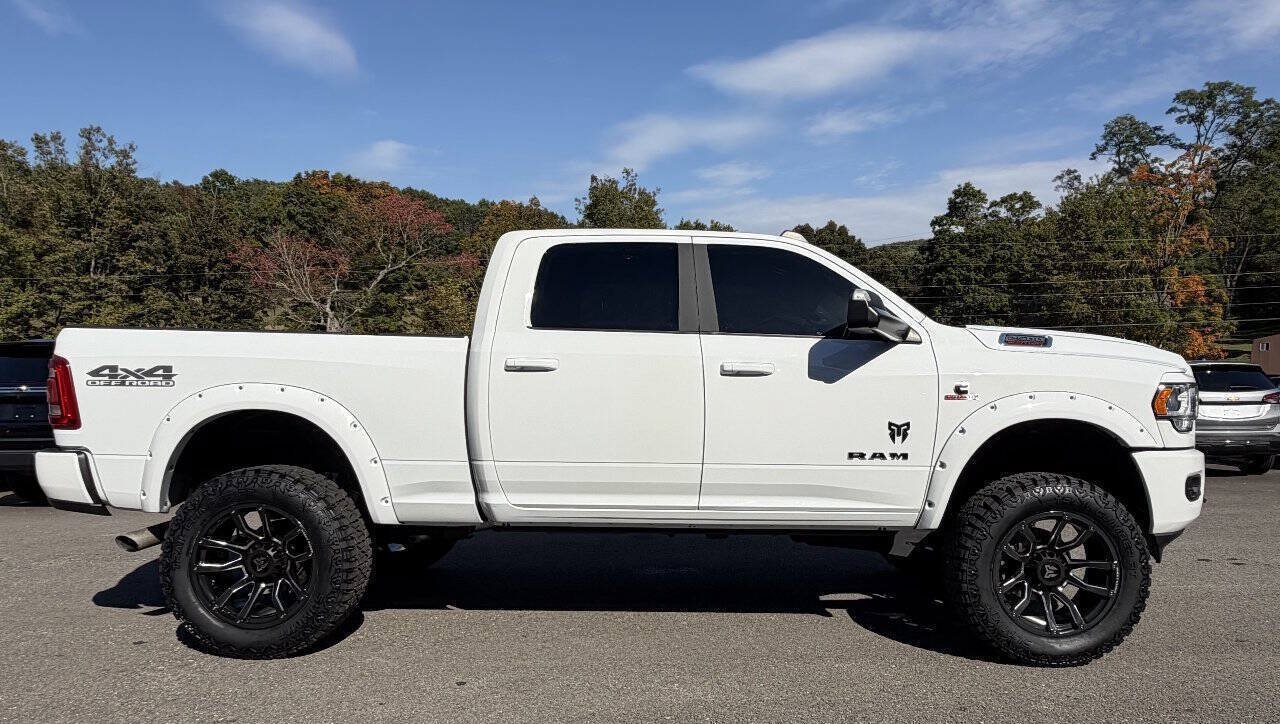 Used 2022 RAM 2500 Big Horn w/ Level C Equiment Group AWD/4WD image 3