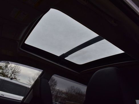 Used 2013 Subaru Forester 2.5X Limited image 32