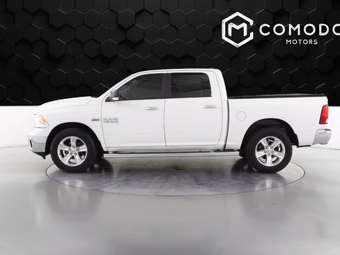 Used 2017 RAM 1500 Classic SLT w/ SLT Plus D￩cor Group image 6