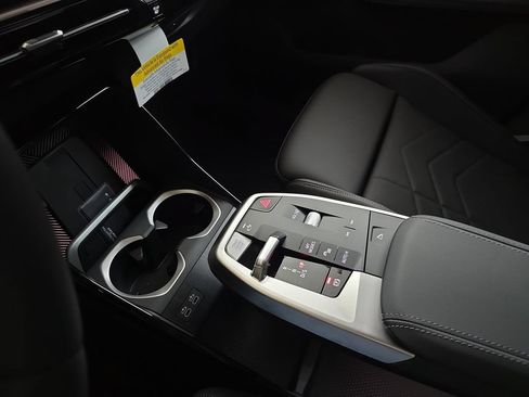 New 2026 BMW X2 xDrive28i AWD/4WD image 25
