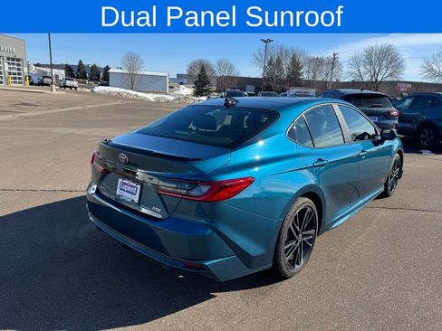 Used 2025 Toyota Camry XSE image 4