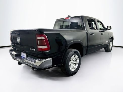 Used 2022 RAM 1500 Laramie AWD/4WD image 5