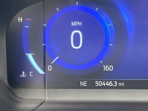 Used 2020 Ford Escape Titanium image 19