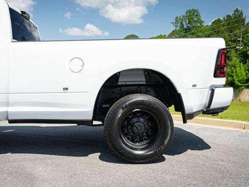 New 2026 RAM 3500 Big Horn AWD/4WD image 6