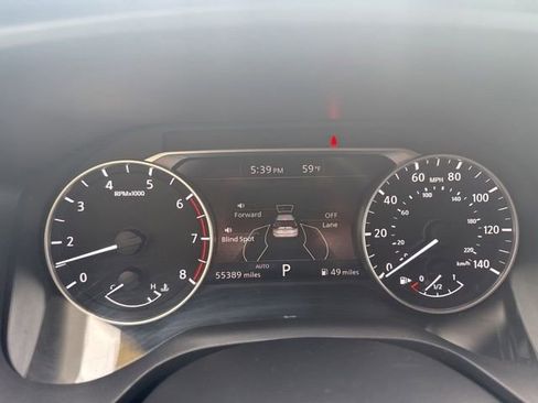 Used 2024 Nissan Rogue S AWD/4WD image 15