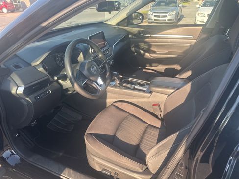 Used 2021 Nissan Altima 2.5 SV image 13