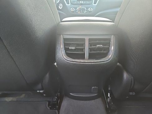 Used 2024 Chevrolet Malibu LT image 27