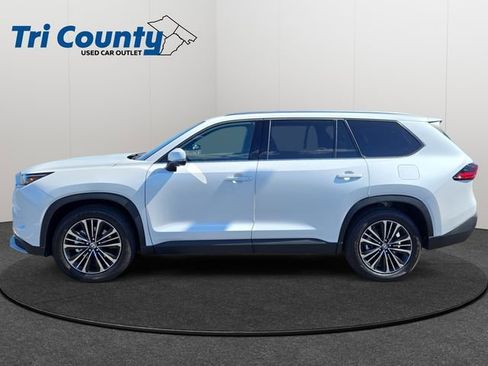 Used 2026 Toyota Grand Highlander AWD Hybrid image 5
