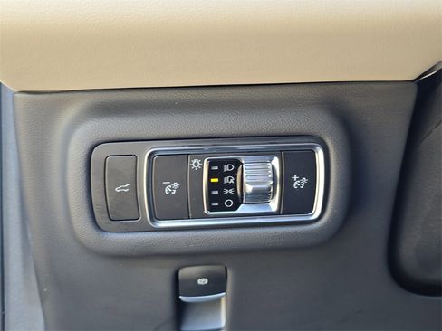 Certified 2024 Lincoln Nautilus Reserve w/ Equipment Group 203A image 30