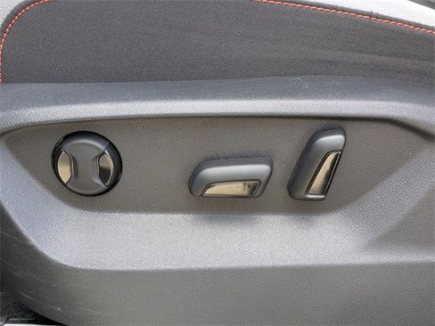 Used 2024 Volkswagen Atlas Peak Edition SE image 24