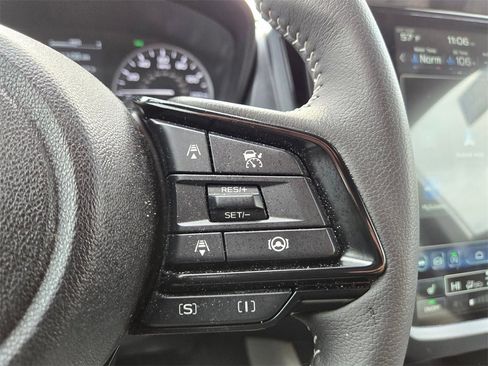 Used 2025 Subaru Forester Premium image 15