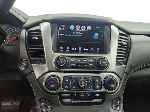 Used 2019 Chevrolet Suburban Premier w/ Max Trailering Package image 18