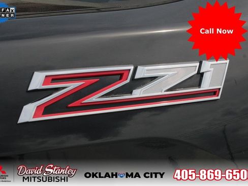 Used 2024 Chevrolet Silverado 2500 LT w/ Convenience Package image 3