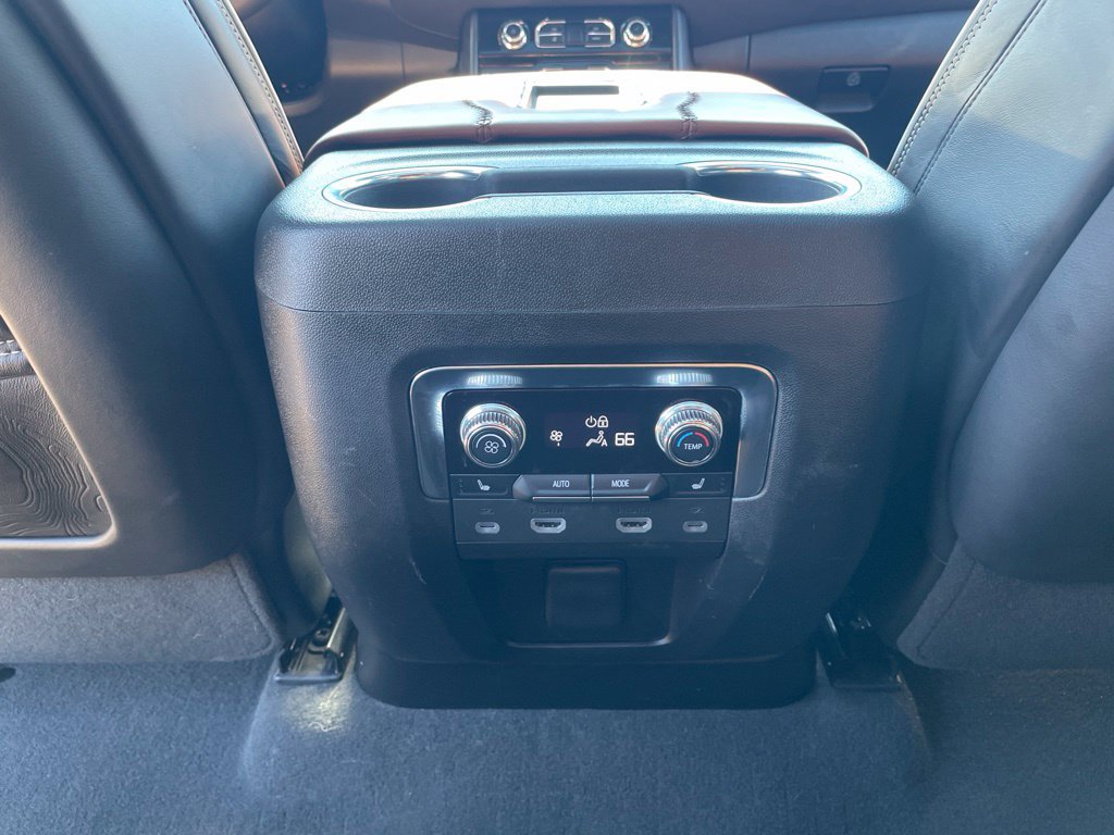 Used 2023 GMC Yukon Denali Ultimate AWD/4WD image 44