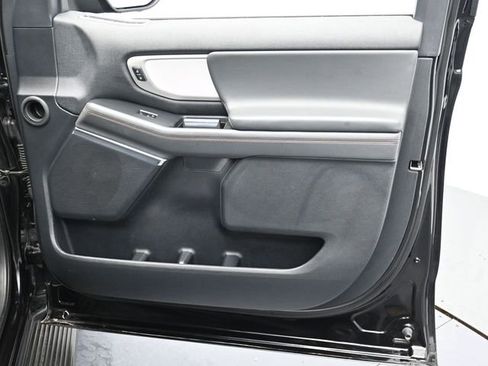 Certified 2025 Ford Expedition Active image 30