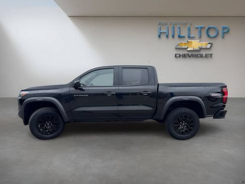 Used 2024 Chevrolet Colorado Trail Boss w/ Advanced Trailering Package AWD/4WD image 9