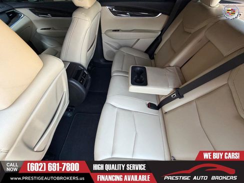 Used 2018 Cadillac XT5 FWD image 52