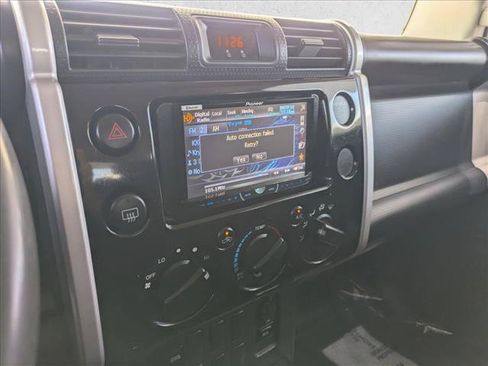 Used 2008 Toyota FJ Cruiser 4WD image 12