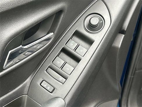 Used 2020 Chevrolet Trax LT w/ Driver Confidence Package image 29