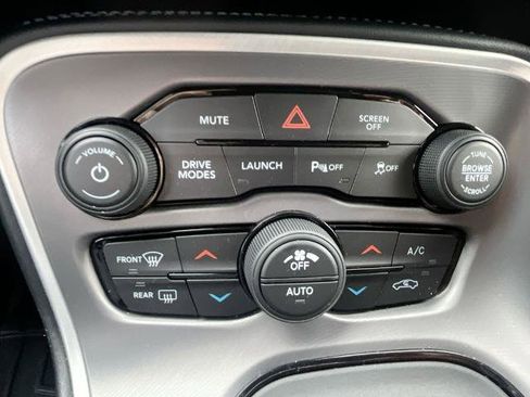 Used 2022 Dodge Challenger R/T Scat Pack RWD image 19