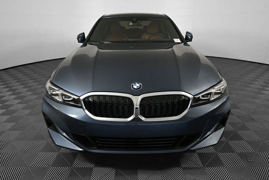 Used 2025 BMW 330i Sedan RWD image 29