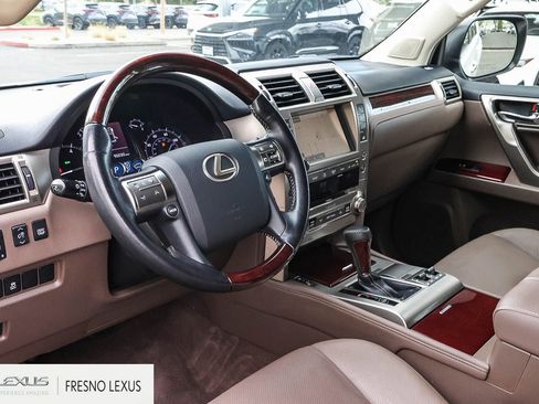Used 2017 Lexus GX 460 Premium AWD/4WD image 19