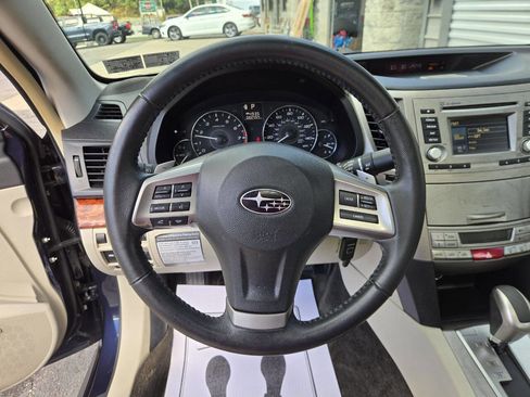 Used 2012 Subaru Legacy 2.5i Limited image 11