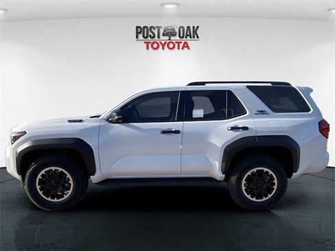 New 2025 Toyota 4Runner TRD Off-Road Premium image 4