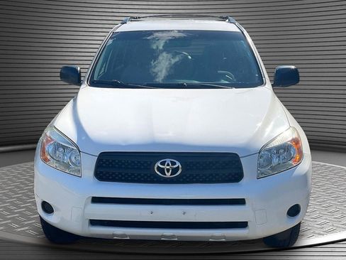 Used 2008 Toyota RAV4 4WD image 2