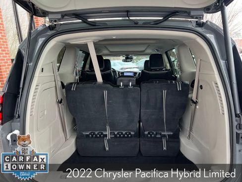 Used 2022 Chrysler Pacifica Limited image 33