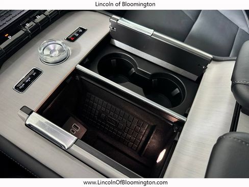 Certified 2025 Lincoln Navigator L Reserve AWD/4WD image 33