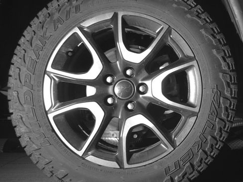 Used 2025 Jeep Compass Trailhawk AWD/4WD image 15