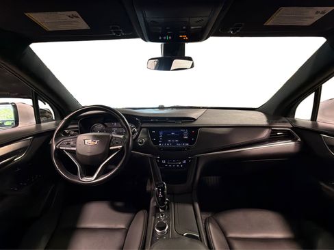 Used 2022 Cadillac XT6 Luxury AWD/4WD image 44