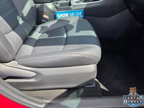 Used 2022 Toyota RAV4 XLE Premium AWD/4WD image 47