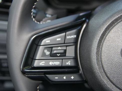 Used 2025 Subaru Forester Premium AWD/4WD image 23