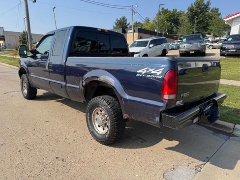 Used 2002 Ford F250 XLT image 3