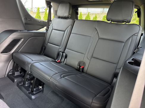 New 2026 GMC Yukon Denali w/ Sun & Power Step Package AWD/4WD image 32