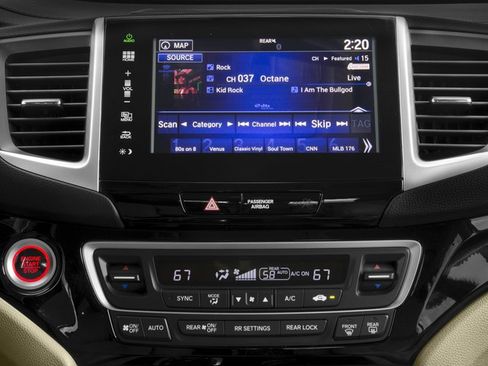 Used 2016 Honda Pilot Touring image 9