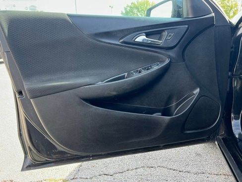 Used 2022 Chevrolet Malibu LT image 10