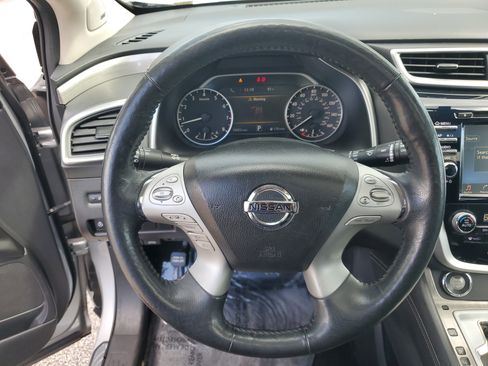 Used 2018 Nissan Murano Platinum w/ Cargo Package image 16