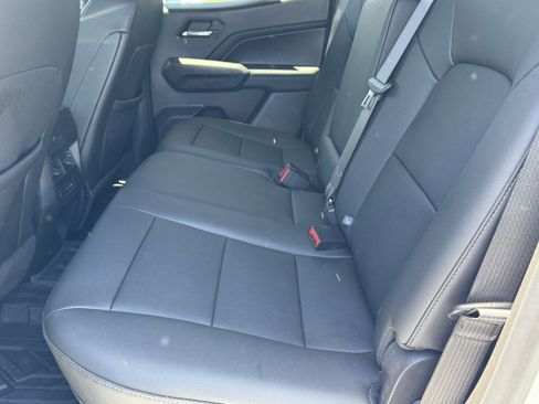 Used 2023 GMC Canyon Elevation w/ Elevation Premium Package AWD/4WD image 14