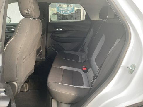 Used 2023 Chevrolet TrailBlazer LT w/ Convenience Package image 9